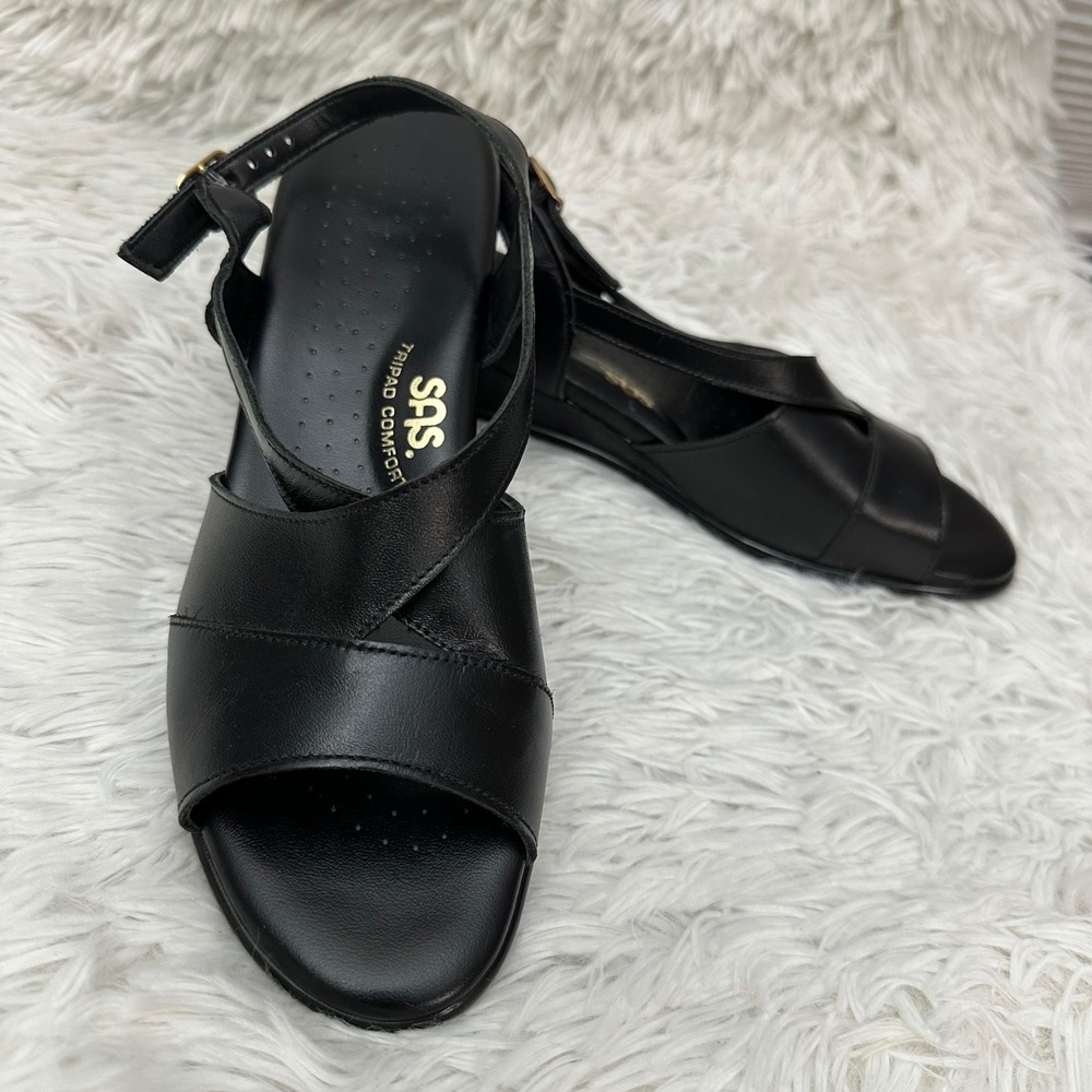 SAS Tripad Comfort Caress Black Leather  Cross Strap Slingback Sandals sz 9N NEW